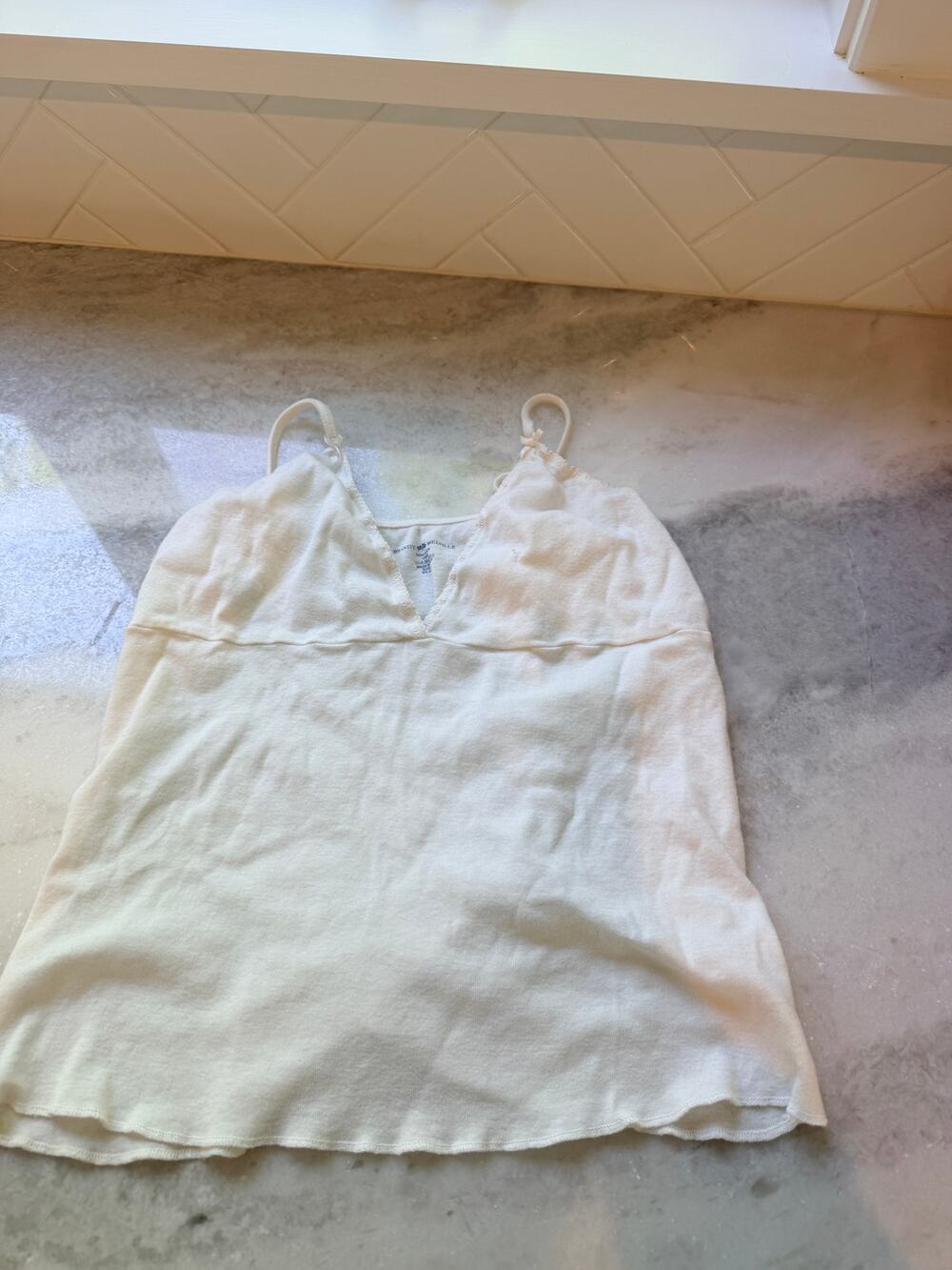Brandy Melville Women's Tank Top with Bow Detailing - Picture 1 of 3